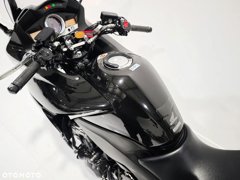 Honda CBF - 12