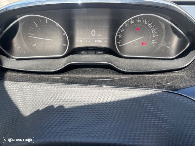 Peugeot 2008 1.6 BlueHDi Style - 15