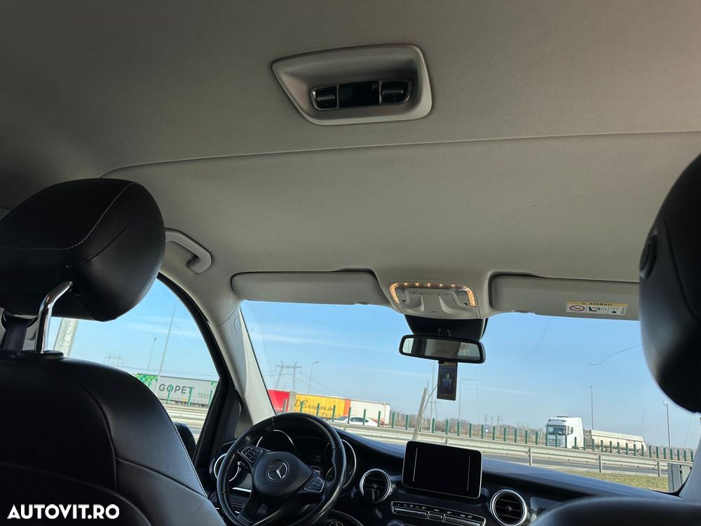 Mercedes-Benz V - 10