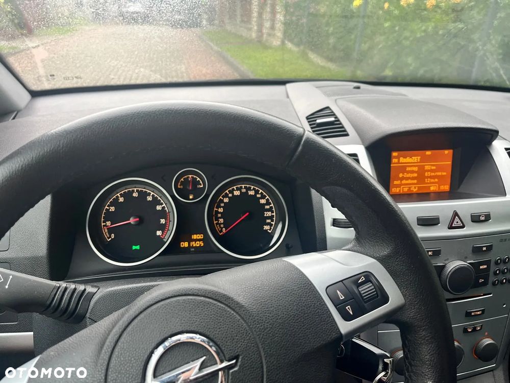 Opel Zafira 1.8 Active - 28