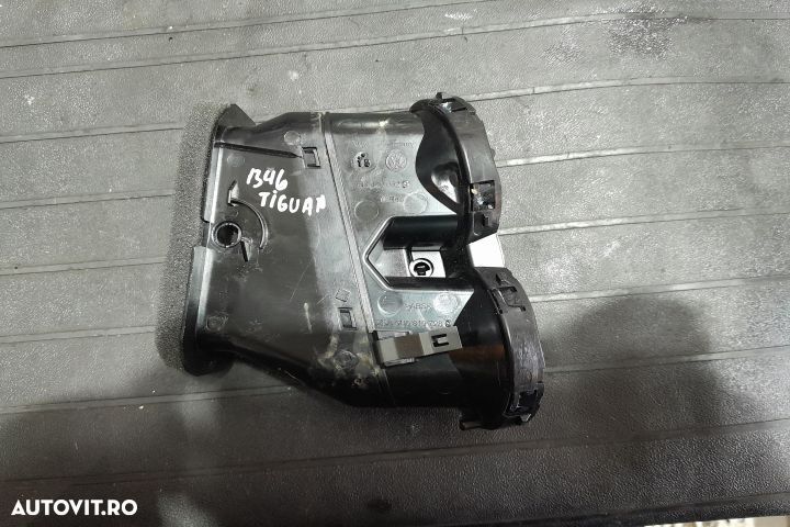 Grila ventilatie bord stanga 5M0819357 5M0819357 Volkswagen VW Tiguan - 1