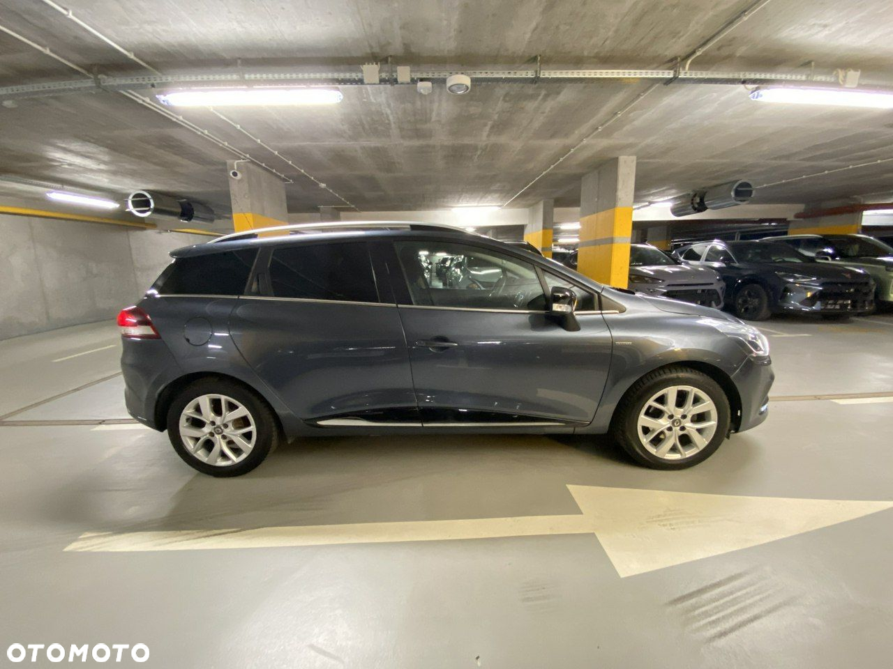 Renault Clio - 8