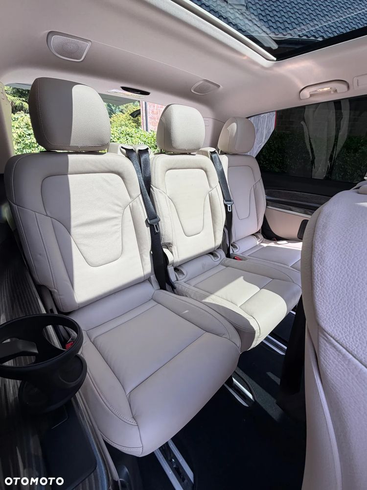 Mercedes-Benz EQV 300 90kWh - 25