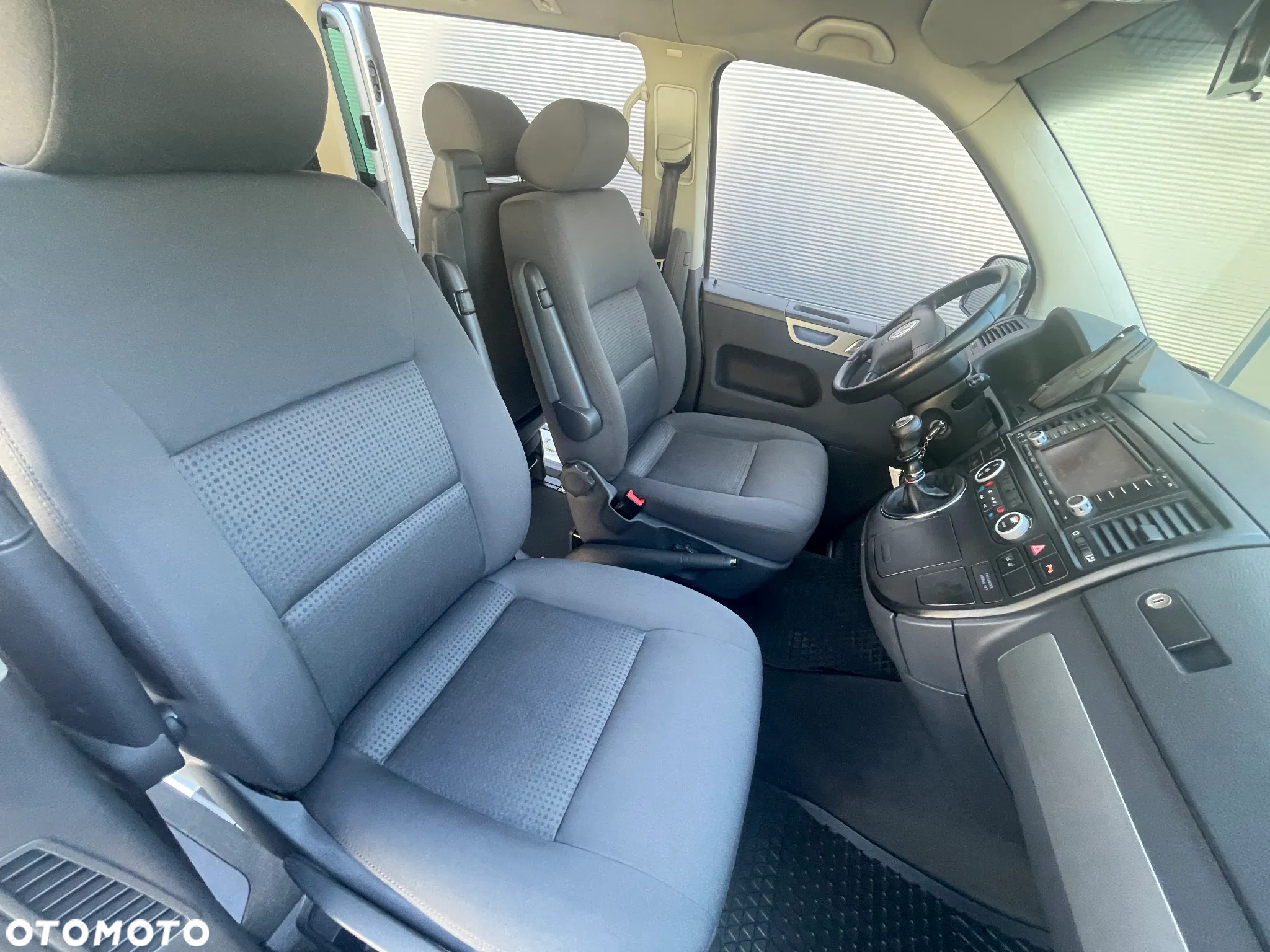 Volkswagen Multivan TDI L1 Comfortline 4Motion - 11