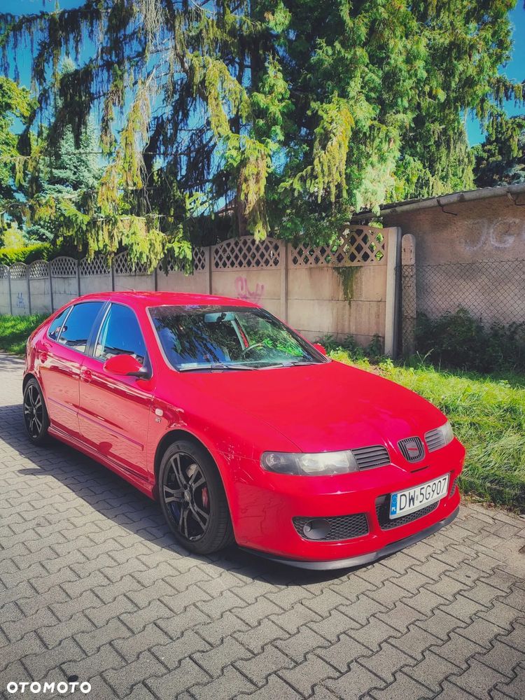 Seat Leon 1.8T Cupra R - 1