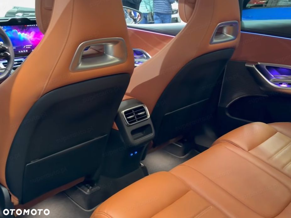 Mercedes-Benz GLC - 15