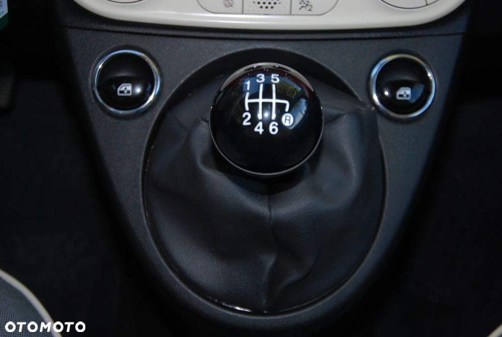 Fiat 500 1.0 Hybrid Lounge - 37