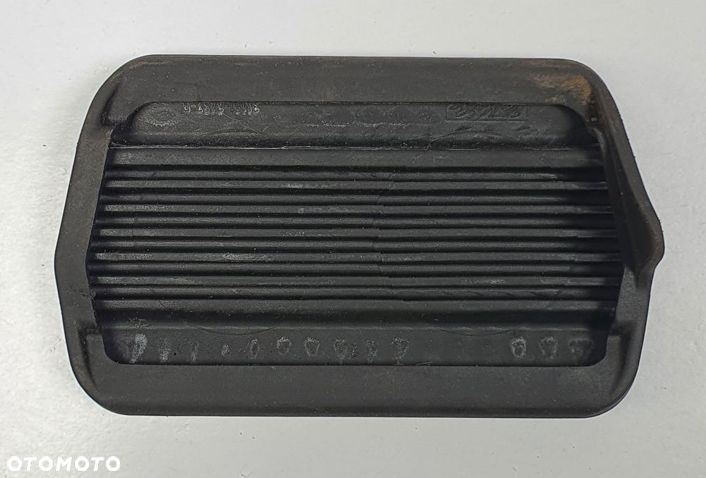 GUMA NAKŁADKA NA PEDAŁ VOLVO V50 3M51-2457-B - 2