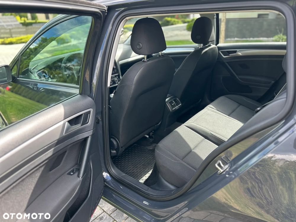 Volkswagen Golf 1.0 TSI Comfortline - 9