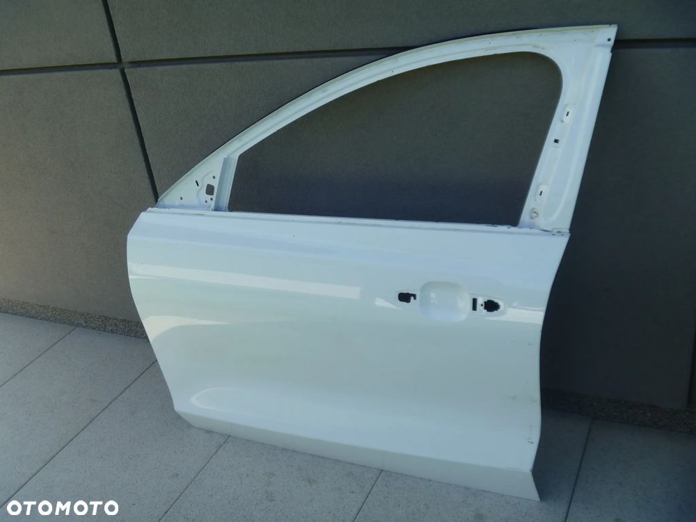 FORD FOCUS MK4 HB LAMPA TYLNA  PRAWA LED IGŁA - 20
