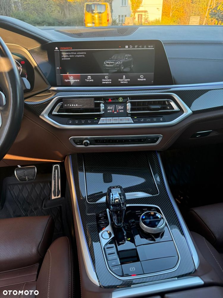 BMW X5 M50i - 6