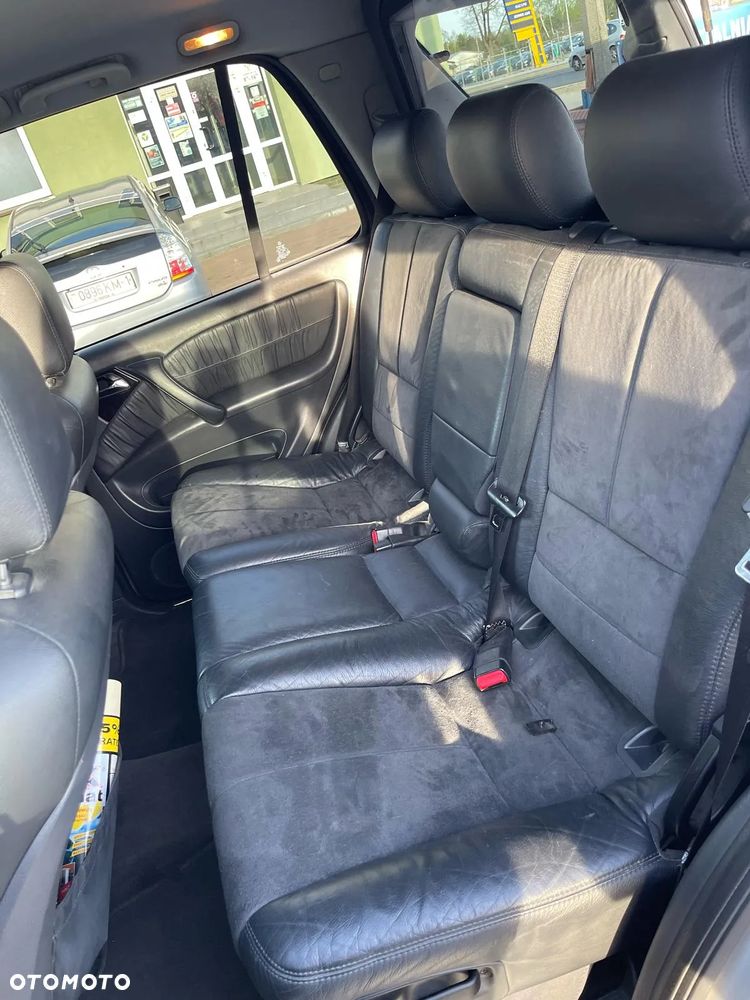 Mercedes-Benz ML - 9