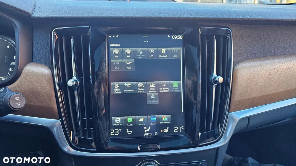 Volvo V90 D4 Inscription - 24