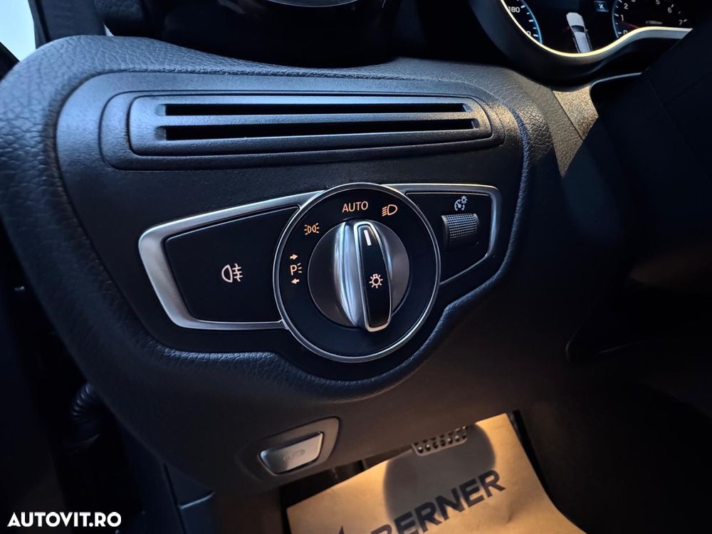 Mercedes-Benz GLC - 33