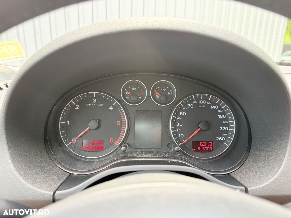 Audi A3 Sportback 2.0 TDI DPF (DSG) S tronic Attraction - 19