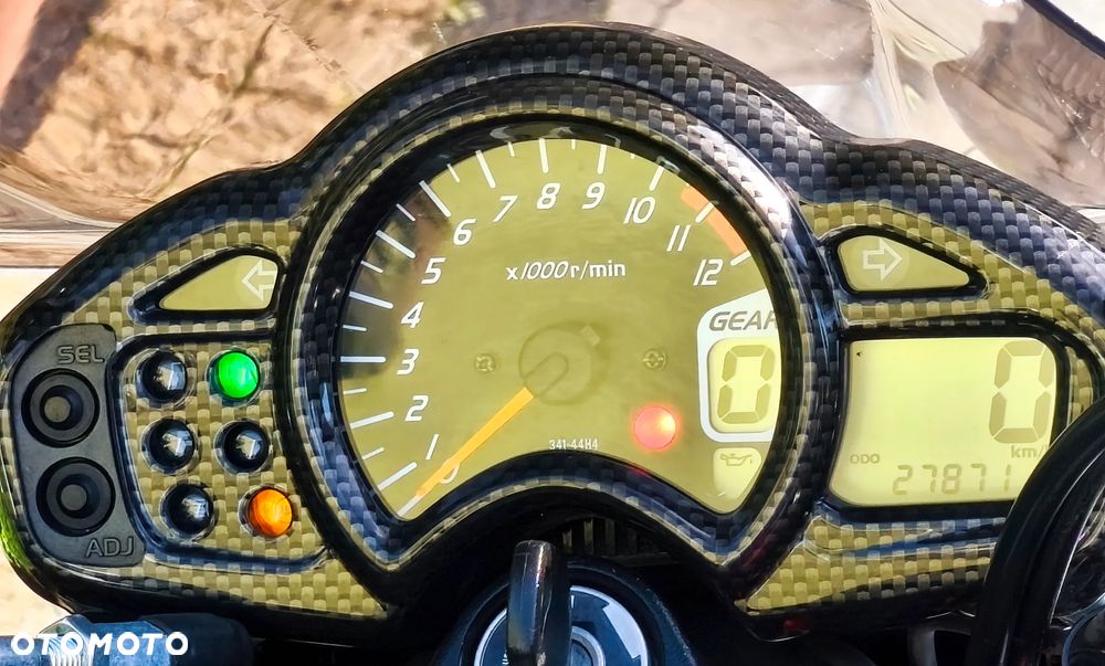 Suzuki Gladius - 23