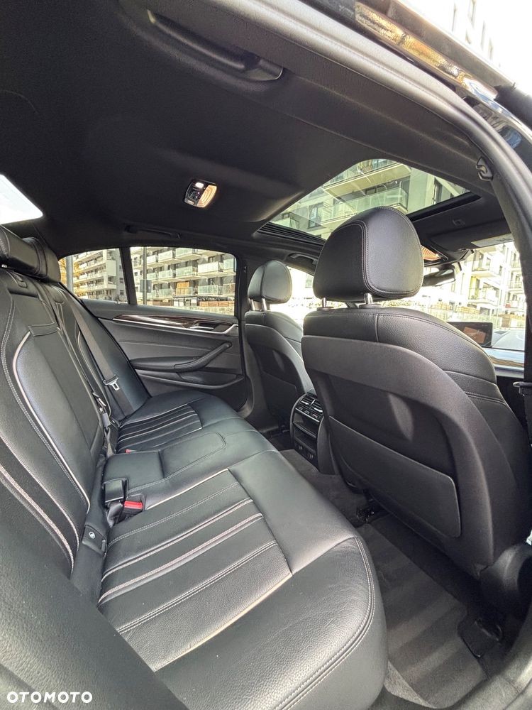 BMW Seria 5 530e iPerformance - 25