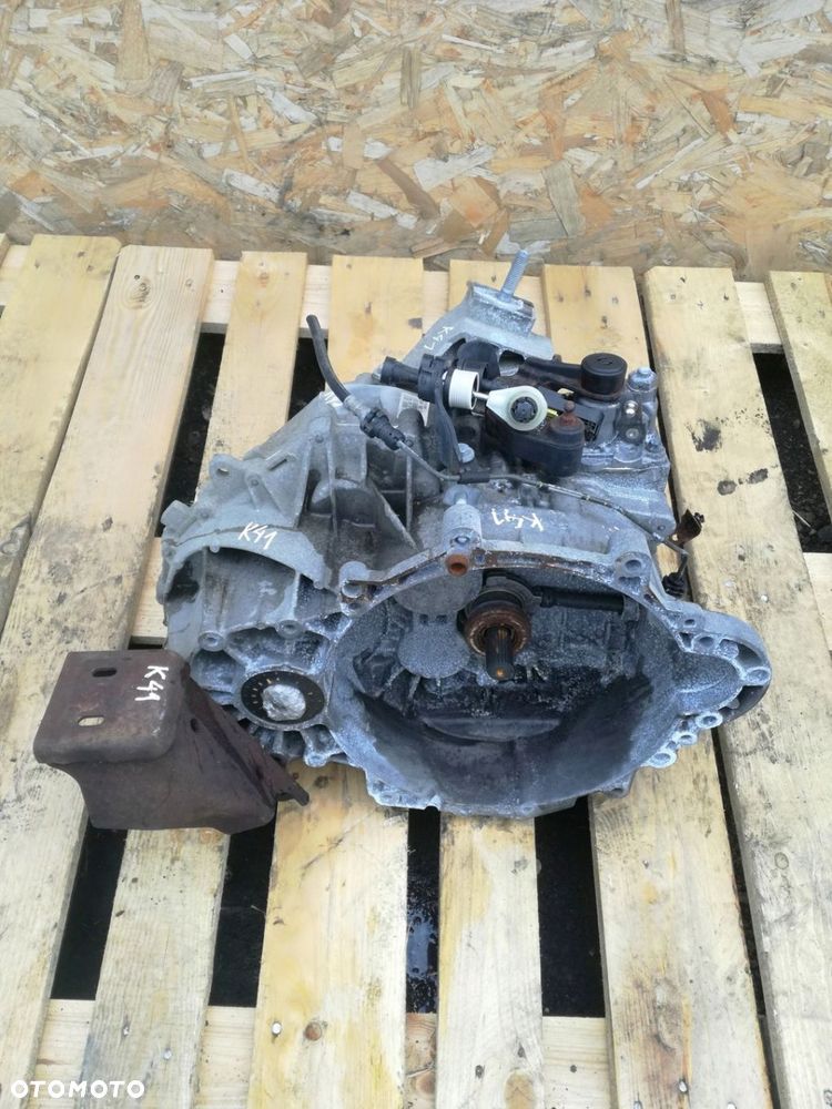 Ford Mondeo skrzynia biegów 8G9R 7002 LC Manualna 2.2 Diesel 175KM 2009 - 2