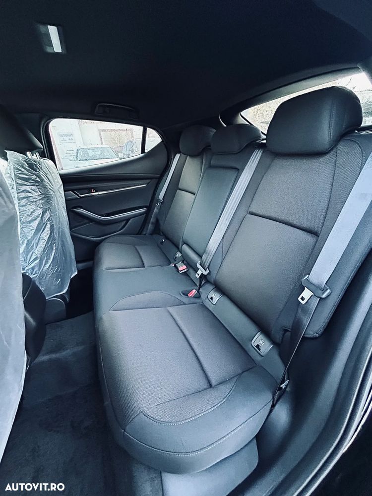 Mazda 3 e-Skyactiv X186 AT MHEV Exclusive-Line - 8