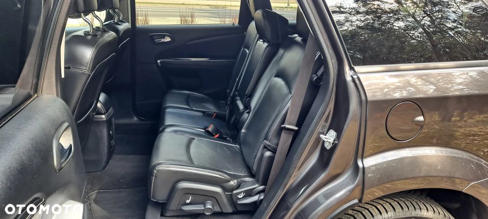 Dodge Journey - 8