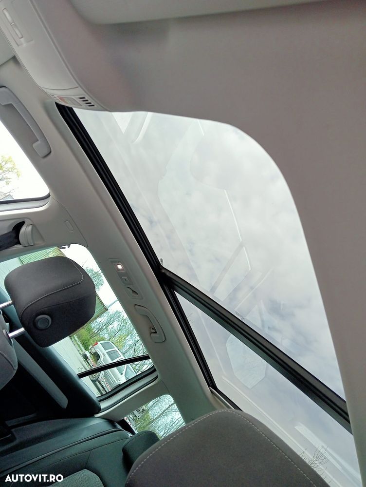 Volkswagen Passat 2.0 TDI SCR DSG Business - 8