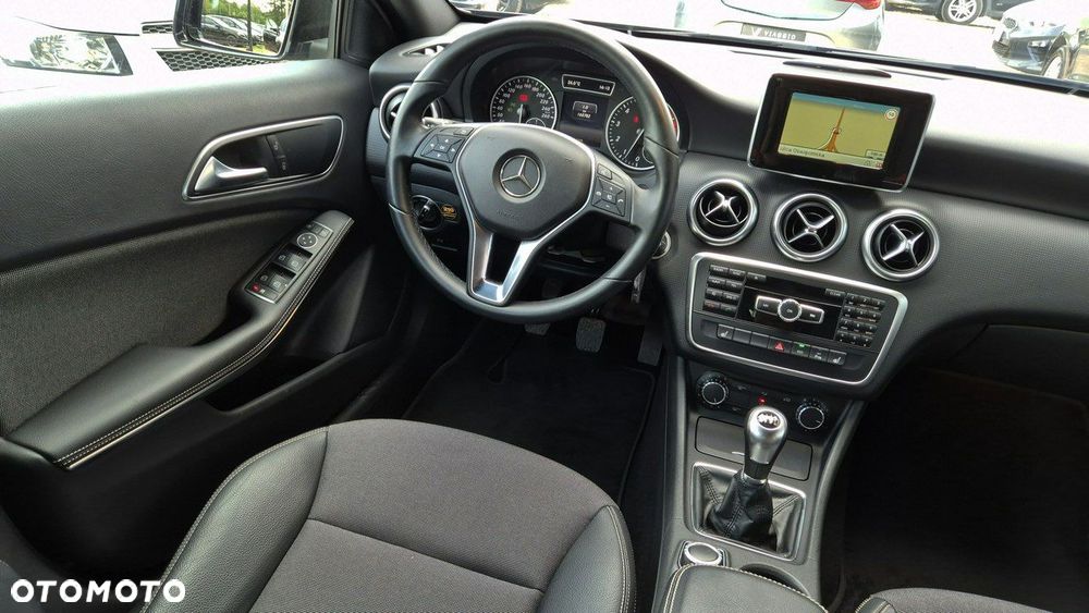 Mercedes-Benz Klasa A 180 Urban - 26