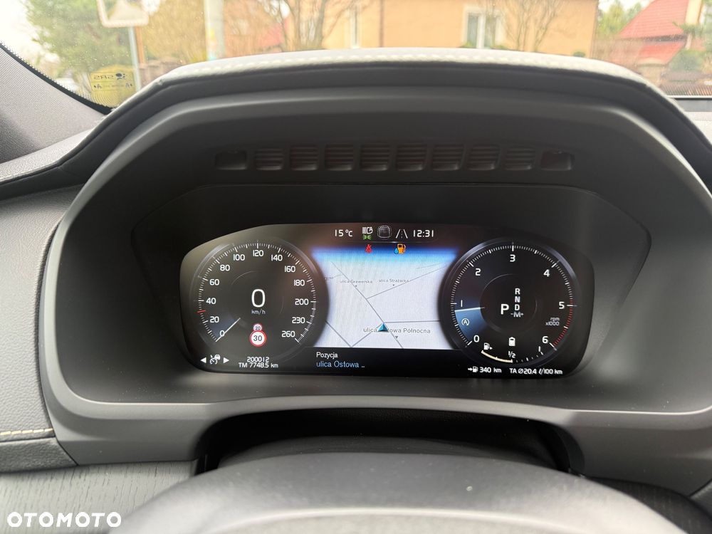 Volvo XC 90 D5 SCR AWD Inscription 7os - 16