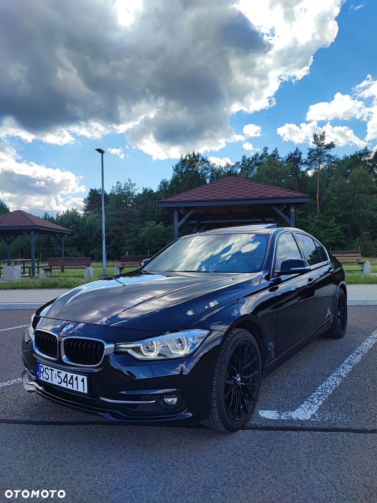 BMW Seria 3 330i xDrive Luxury Line - 5