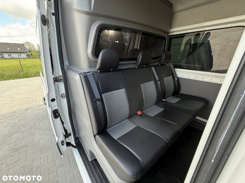 Volkswagen Crafter 4x4 4Motion / L4 H2 Maxi / Brygadówka 6-osobowy / Webasto / Klimatyzacja / HAK / Zarejestrowany w PL - 24