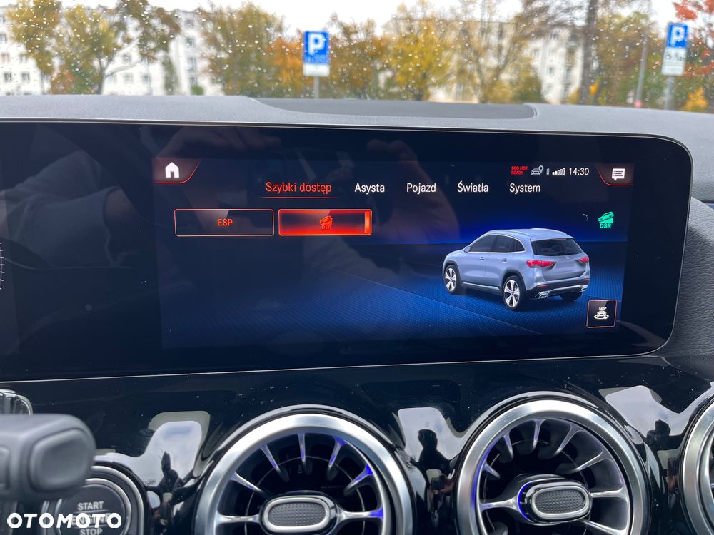 Mercedes-Benz GLA 250 4-Matic AMG Line - 27