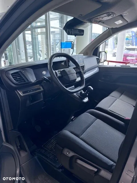 Toyota proace - 4