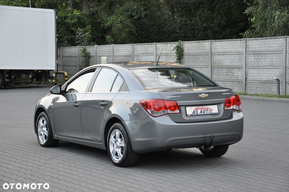 Chevrolet Cruze 2.0 VDCi LS - 26