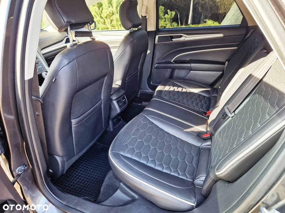 Ford Mondeo Vignale 2.0 TDCi 4WD PowerShift - 13