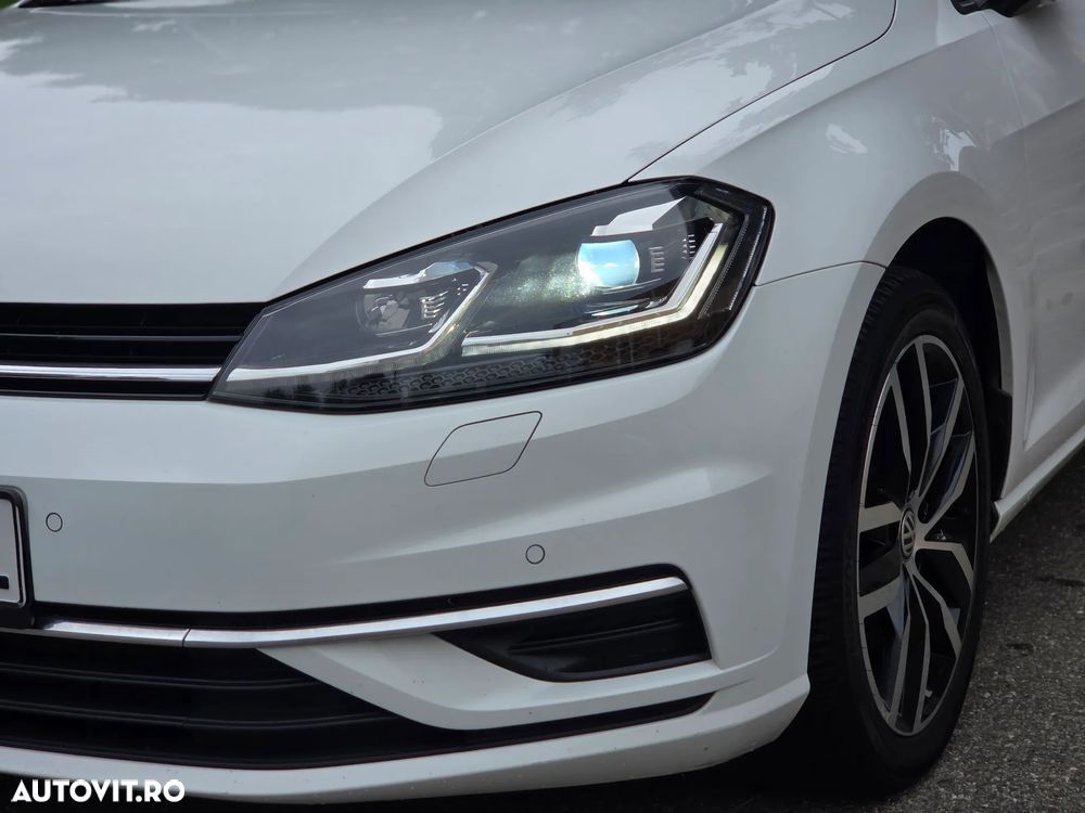 Volkswagen Golf 1.6 TDI DSG Sound - 22