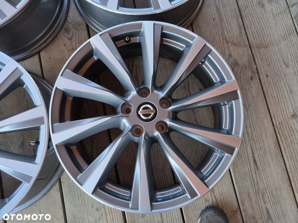 NISSAN X-TRAIL,JUKE,QASHQAI,RENAULT talisman 7X19 ET40 5X114,3 bdb stan - 2