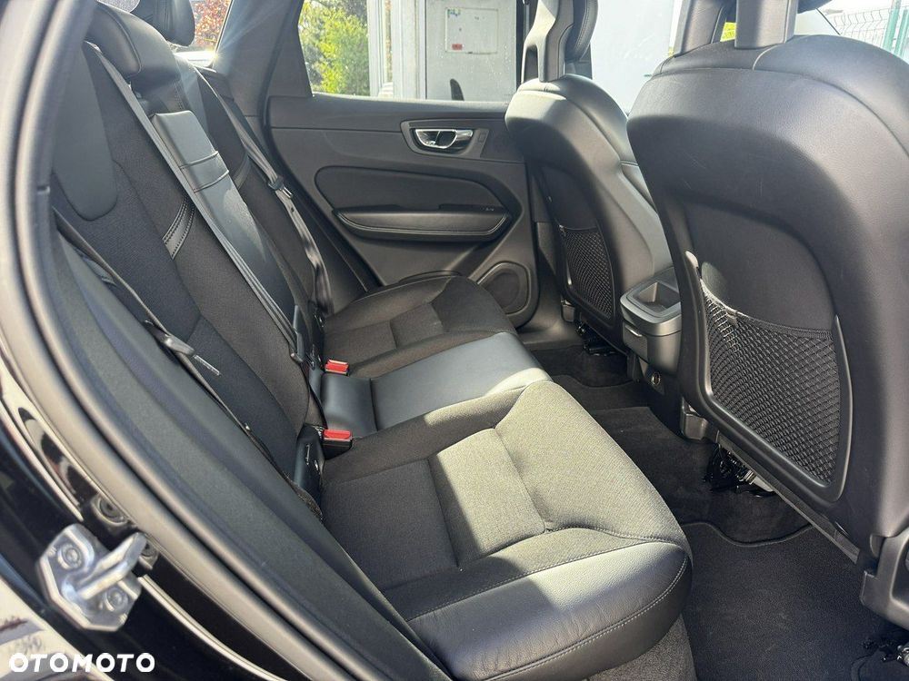 Volvo XC 60 B5 D AWD Geartronic Inscription - 12