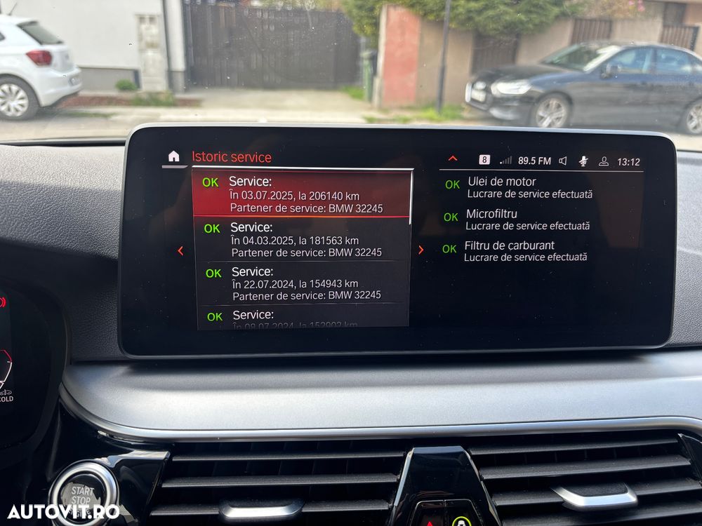 BMW Seria 5 520d Aut. Sport Line - 9