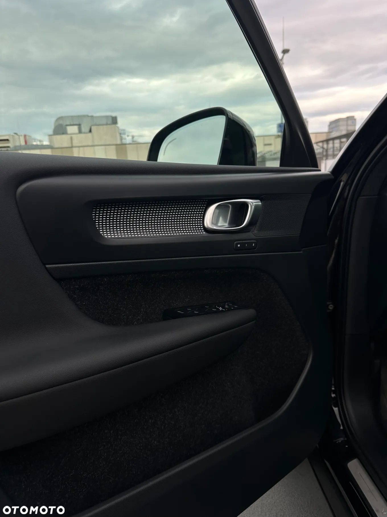 Volvo XC 40 T5 AWD R-Design - 23