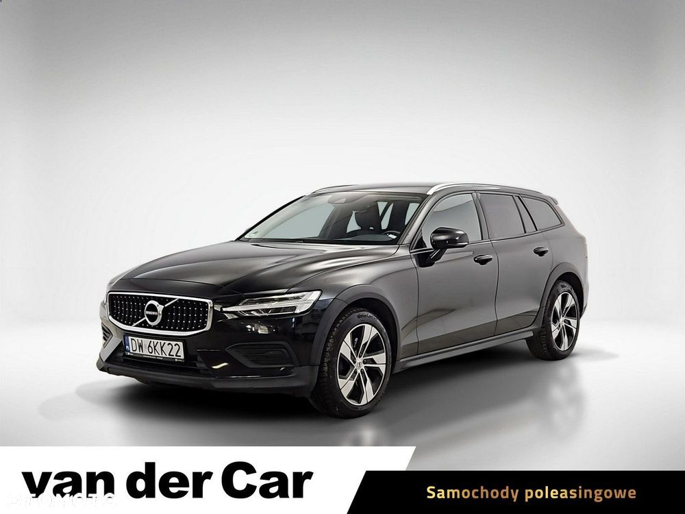 Volvo V60 Cross Country D4 AWD - 1