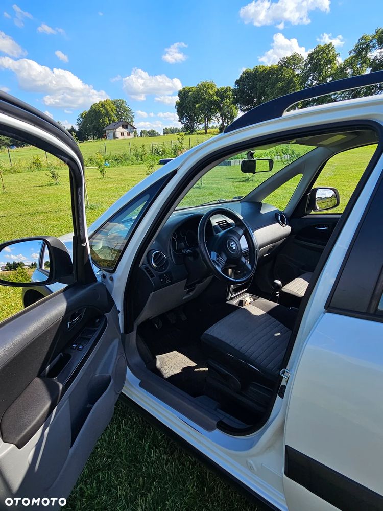 Suzuki SX4 - 2