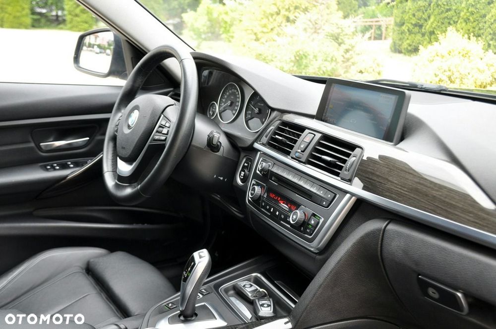 BMW Seria 3 - 18