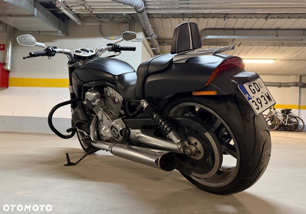 Harley-Davidson V-Rod Muscle - 4