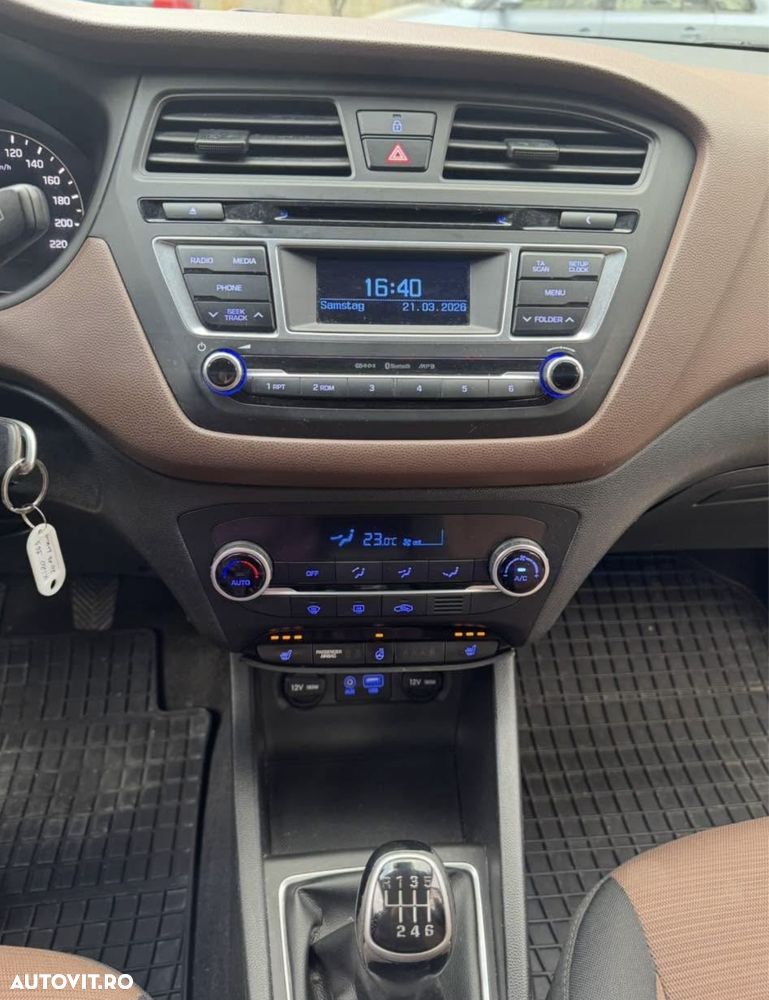 Hyundai i20 1.4 CRDI Classic - 11