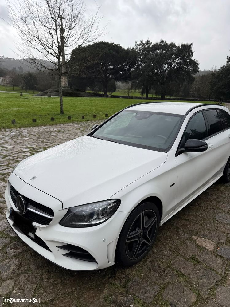 Mercedes-Benz C 300 e AMG Line - 1