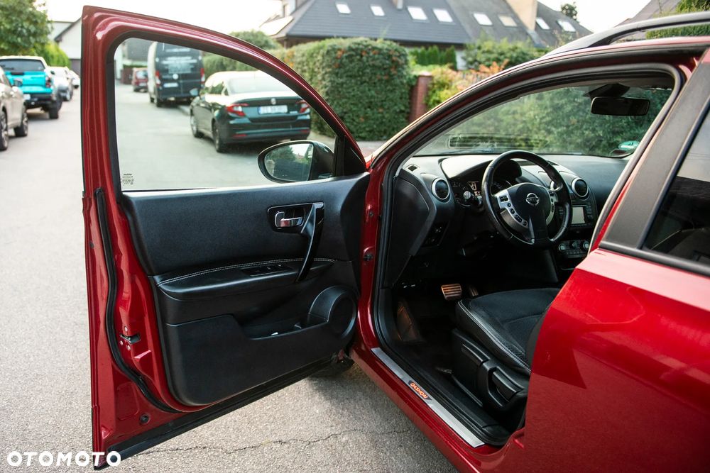 Nissan Qashqai 2.0 CVT tekna - 17