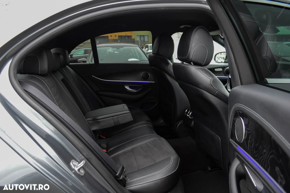 Mercedes-Benz E 220 d 9G-TRONIC AMG Line - 35