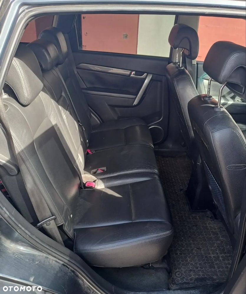 Chevrolet Captiva 2.0 4WD 7 Sitzer Automatik LT Exclusive - 10