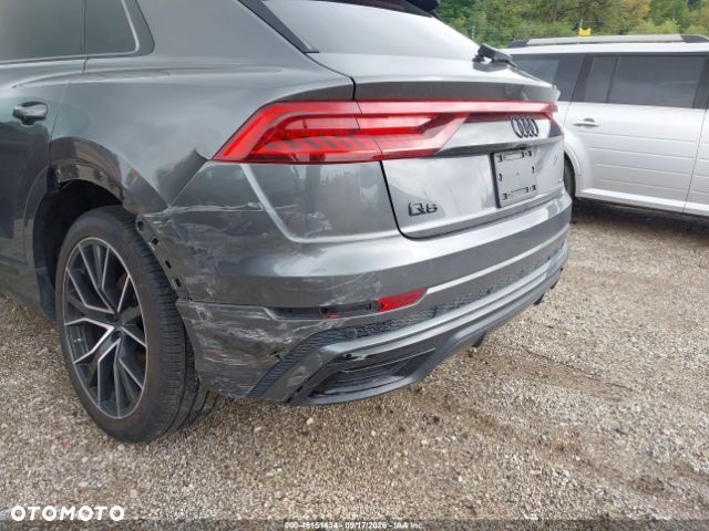 Audi Q8 - 11