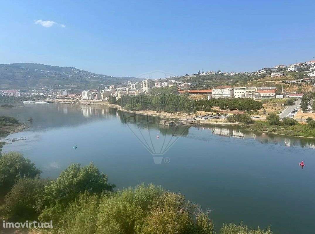 Moradia T3 para venda - Grande imagem: 2/6