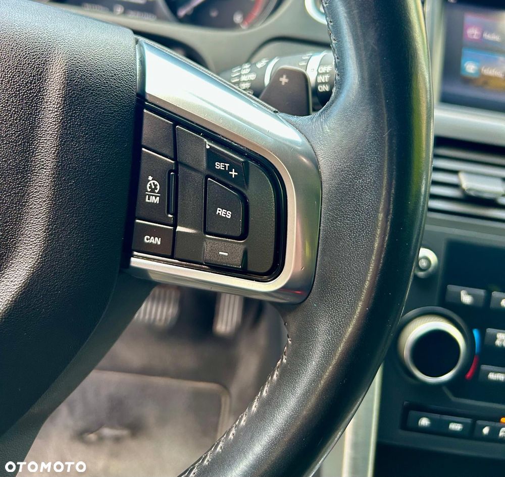 Land Rover Discovery Sport 2.0 TD4 Special Edition - 22